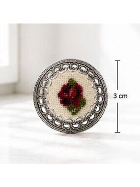 Handcrafted Vintage Rose Cross Stitch Brooch With Ornate Silver-Tone Frame 3 Cm
